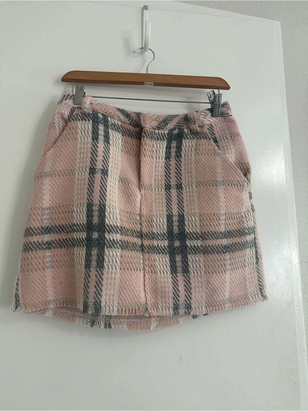 Red Dress Boutique NWT Pink Plaid Tweed Knit Skirt Medium Preppy Fall